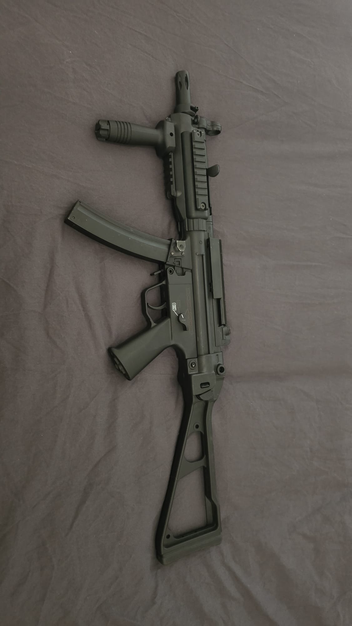 CYMA MP5 – Full Metal