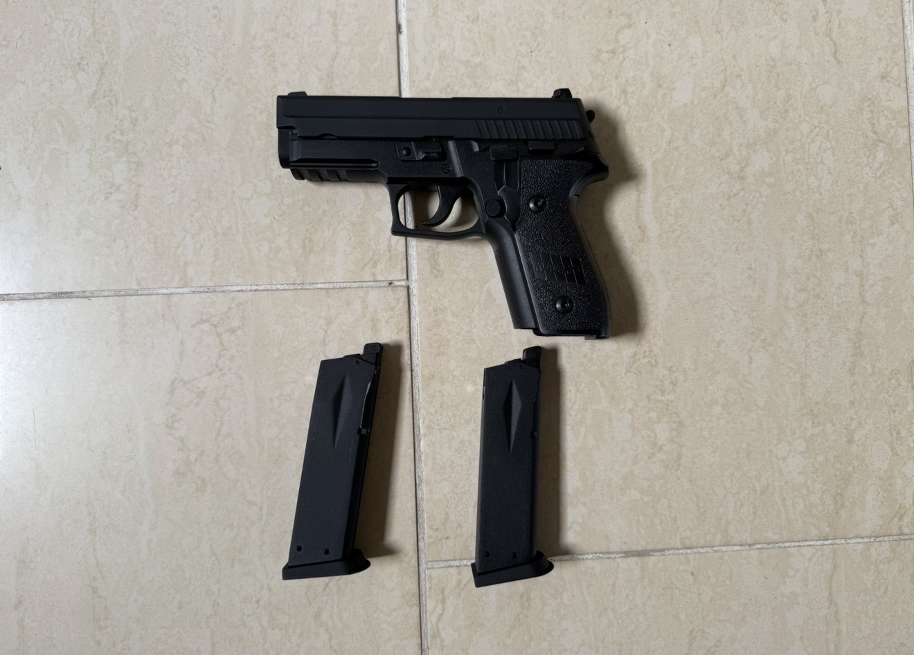 KJ WORKS KP-02 pistol replica
