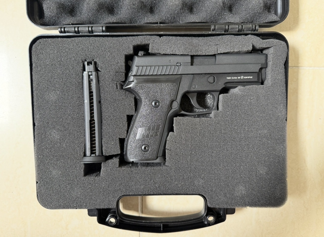 KJ WORKS KP-02 pistol replica