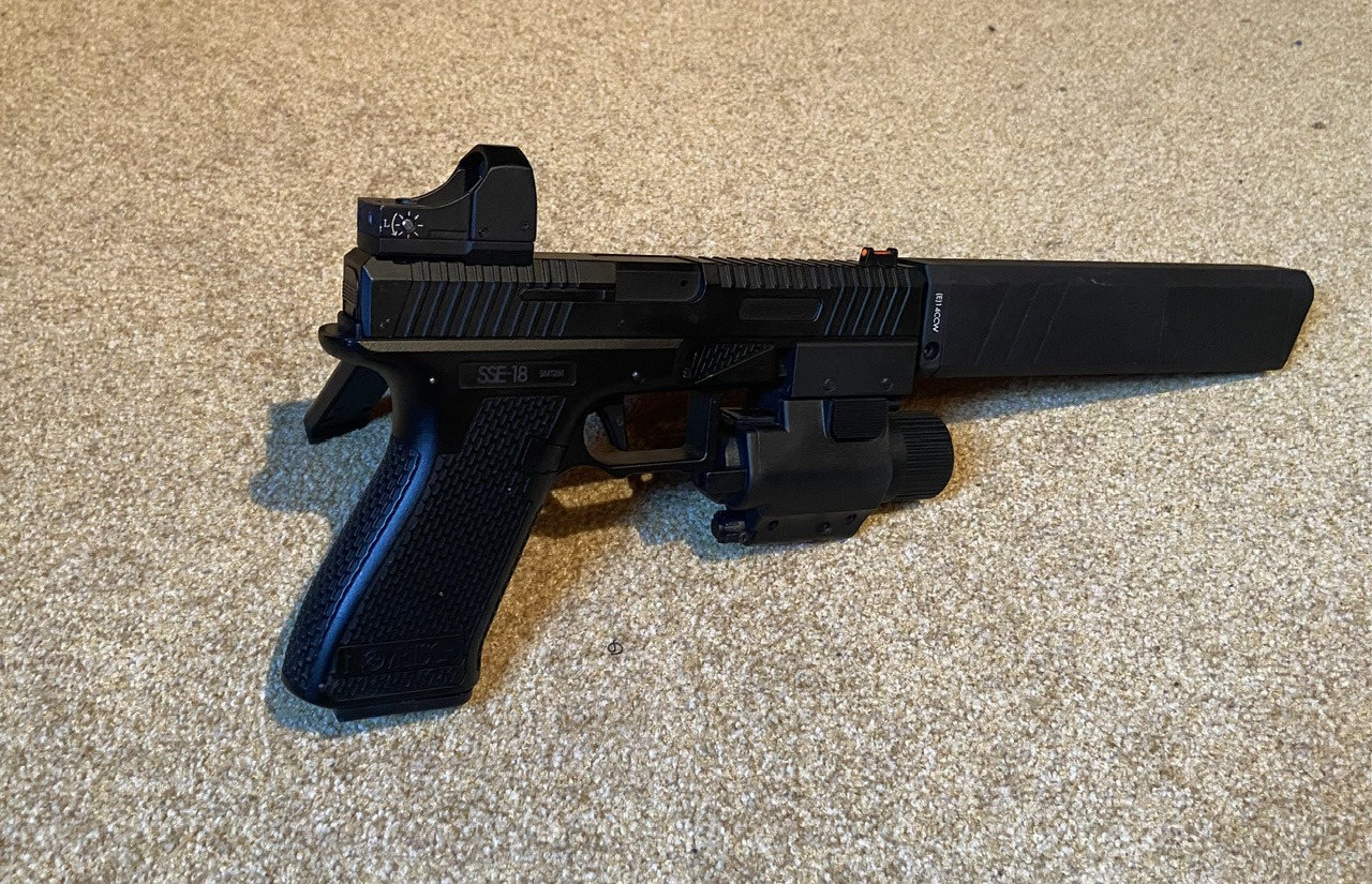 Gear & Novritsch pistol replica’s