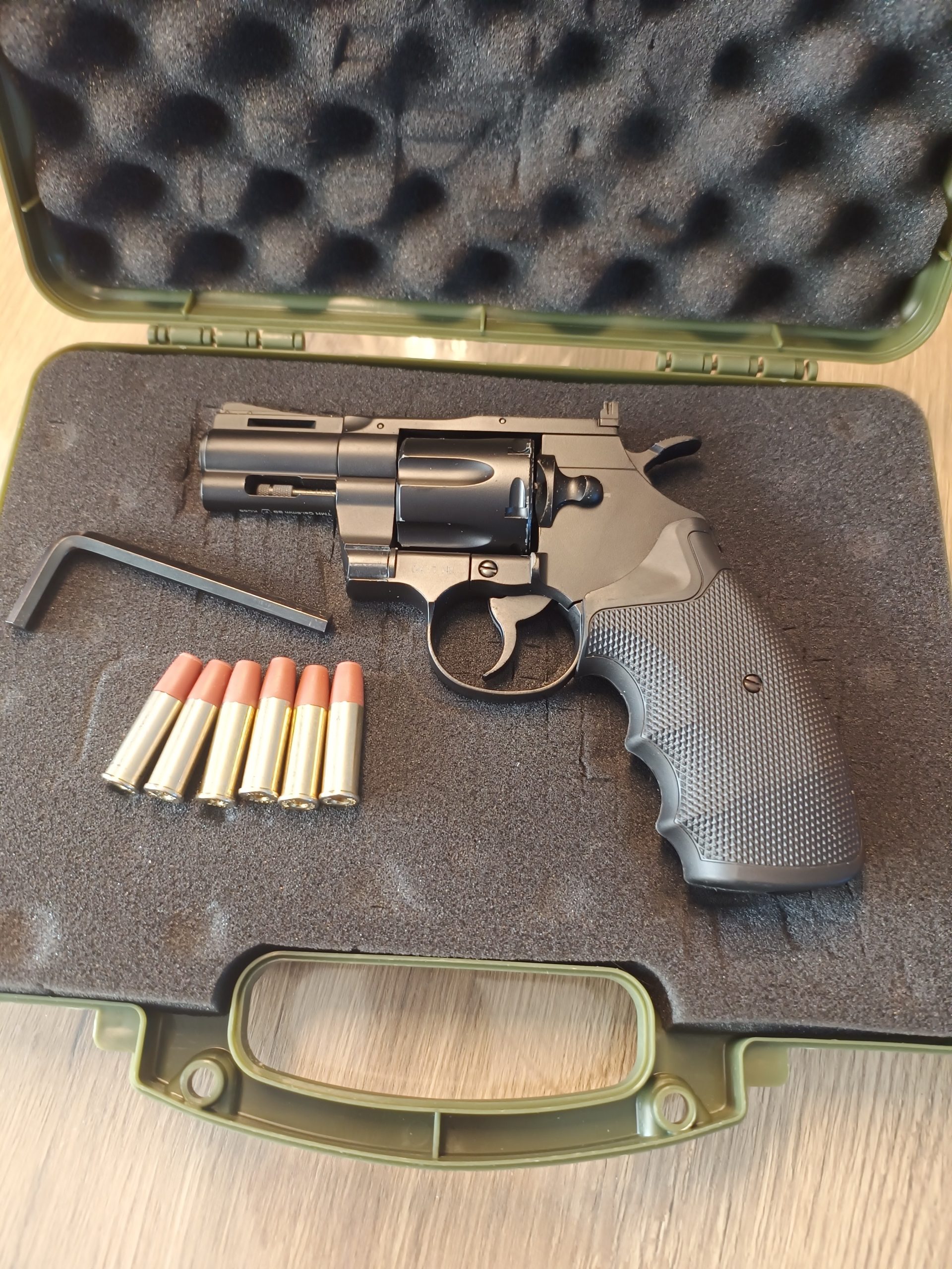 Wegens beëindiging hobby alles 1 koop