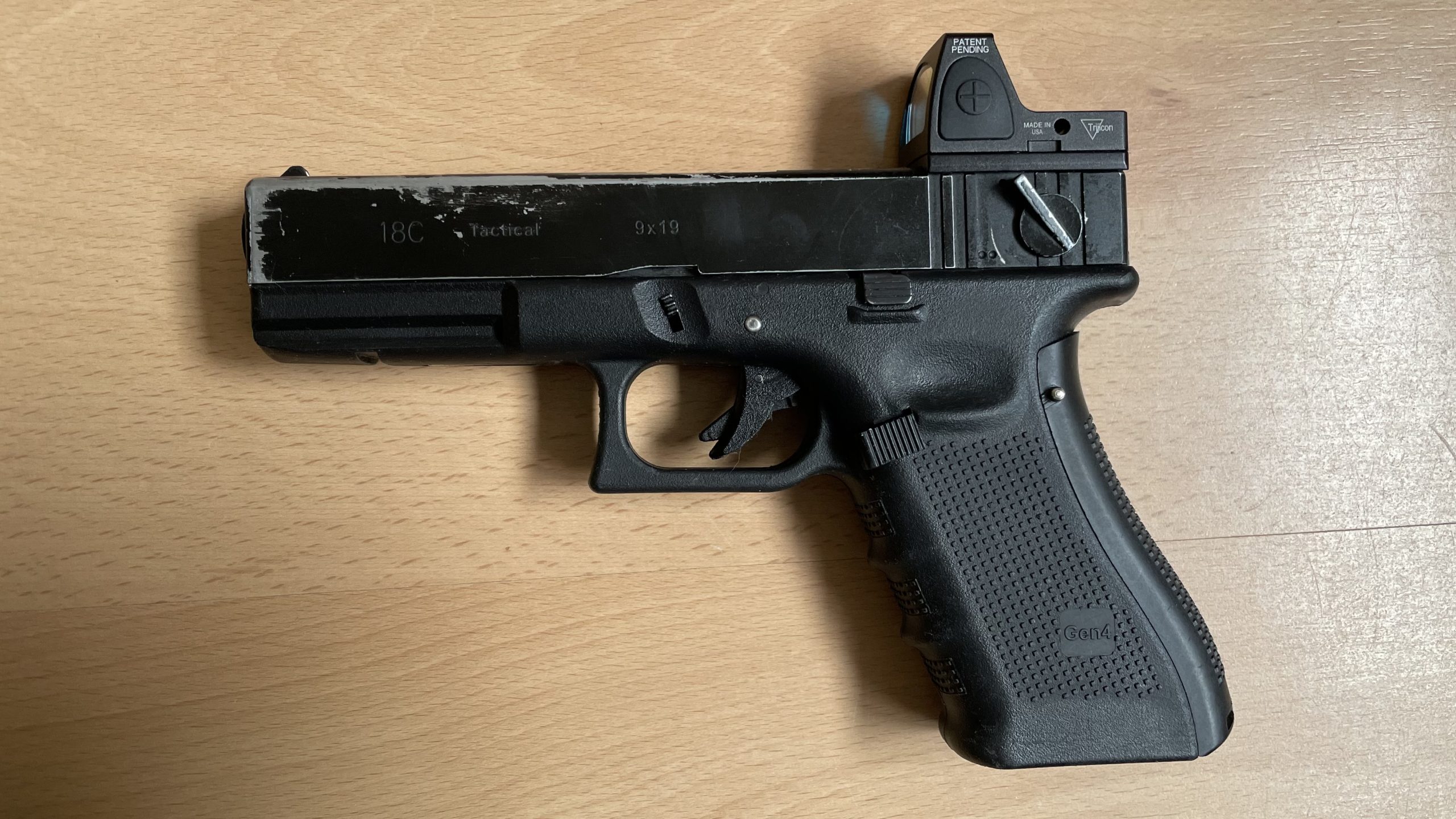 WE Glock 18C (met full auto)